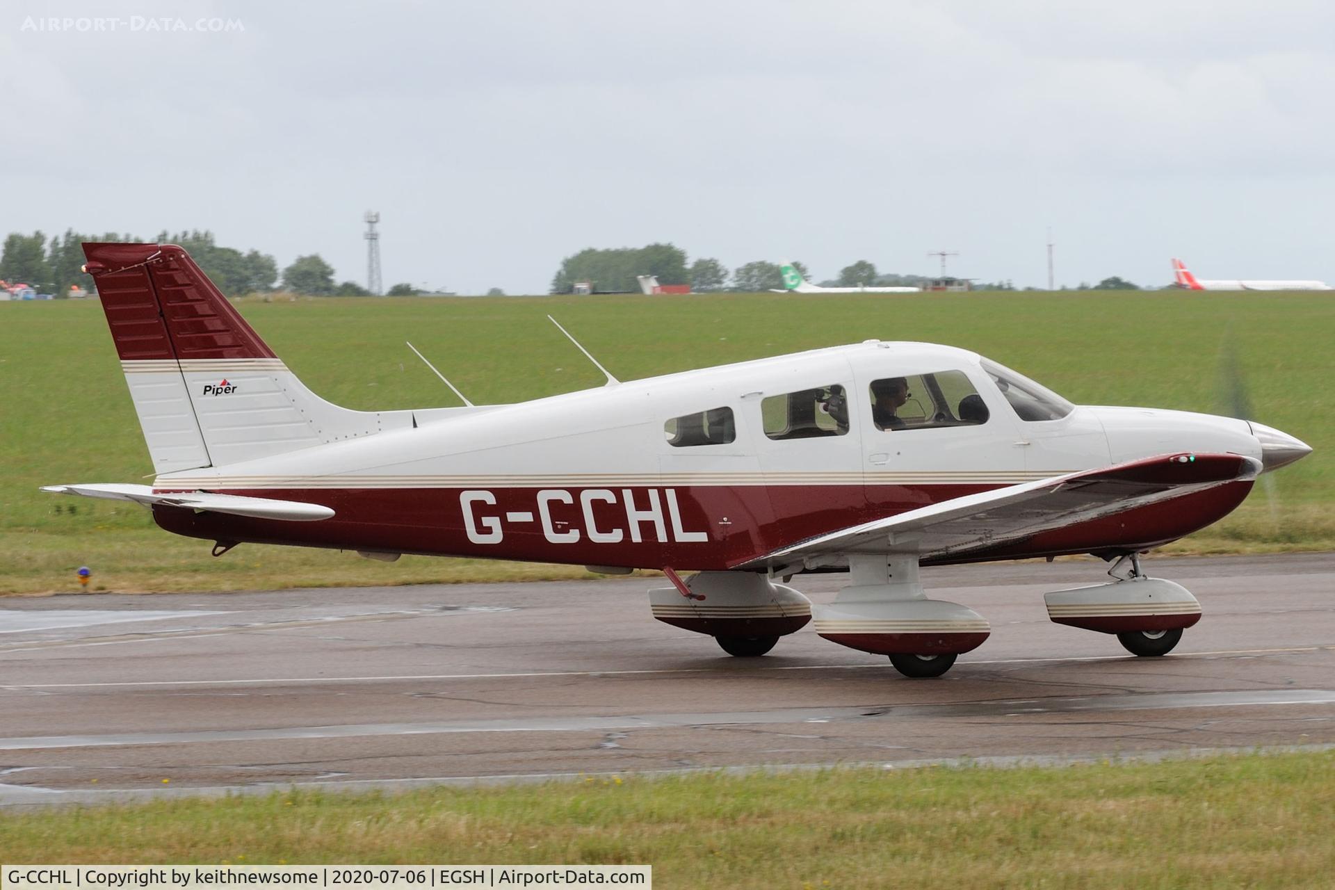G-CCHL, 1998 Piper PA-28-181 Cherokee Archer III C/N 2843176, Leaving wet Norwich.