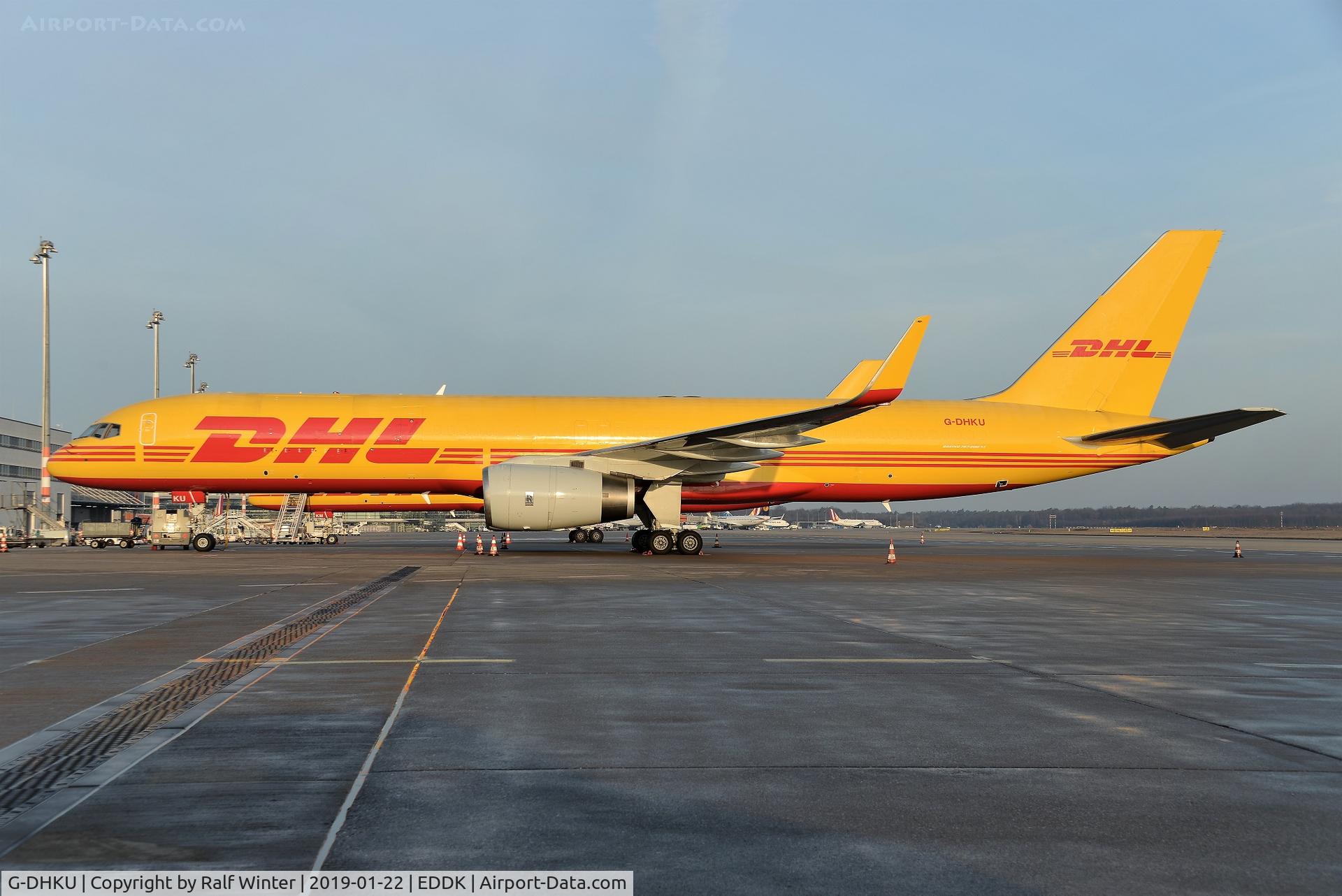 G-DHKU, 1999 Boeing 757-223F C/N 29589, Boeing 757-223PCF(W) - D0 DHK DHL Air - 29589 - G-DHKU - 22.01.2019 - CGN