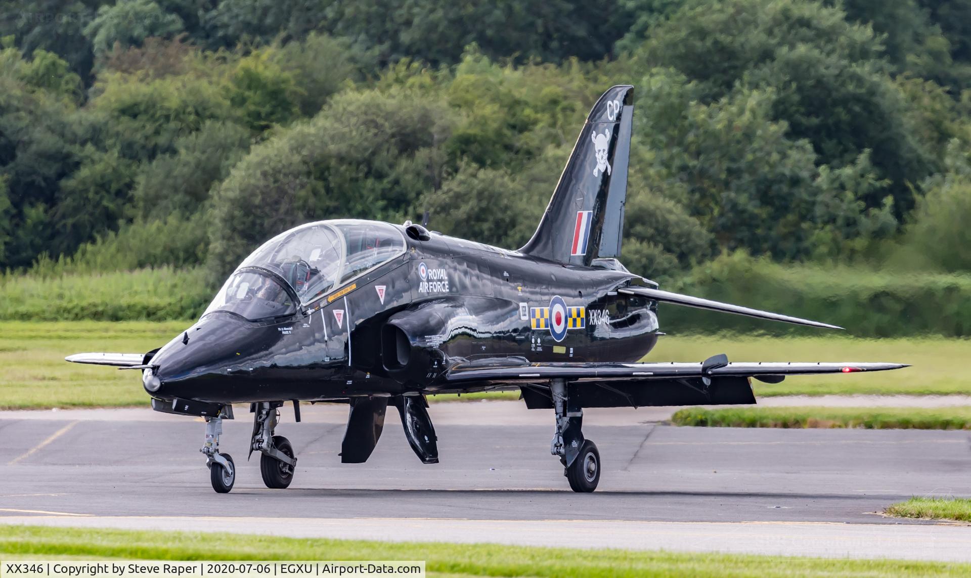 XX346, 1981 Hawker Siddeley Hawk T.1A C/N 195/312170, Taxying back in after a detachment sortie.