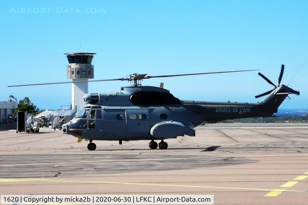 1620, Aérospatiale SA-330B Puma C/N 1620, Taxiing