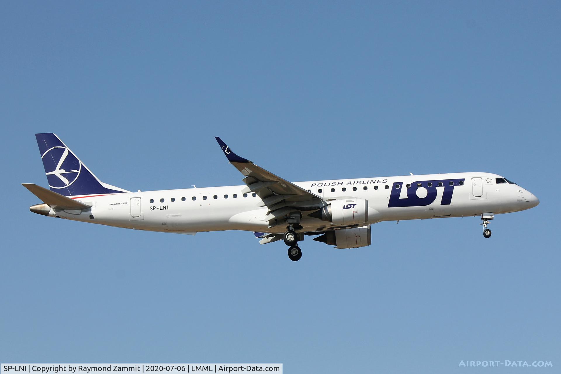 SP-LNI, 2008 Embraer 195LR (ERJ-190-200LR) C/N 19000240, Embraer EMB195LR SP-LNI LOT Polish Airlines
