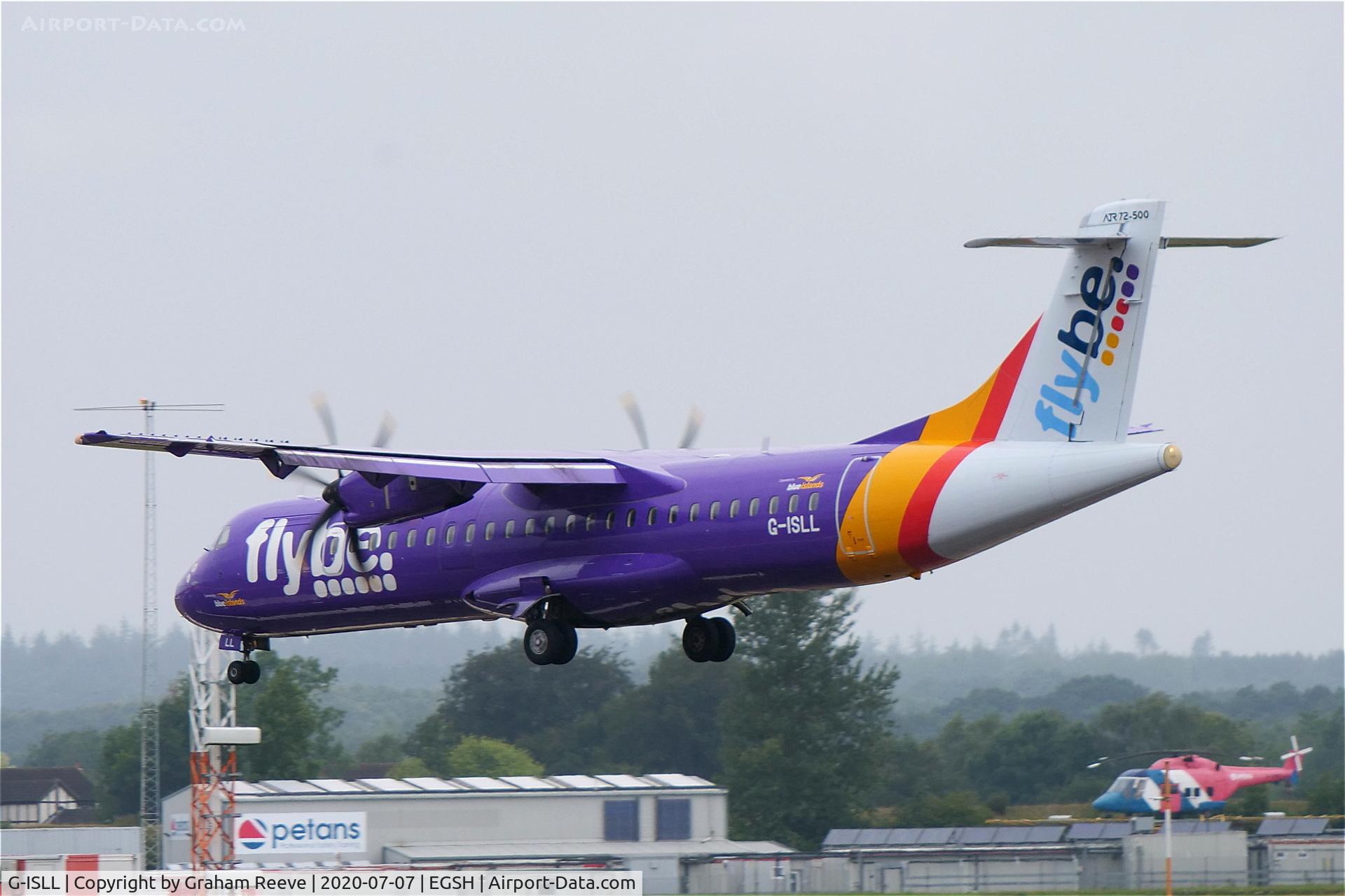 G-ISLL, 2002 ATR 72-212A C/N 696, Landing at Norwich.