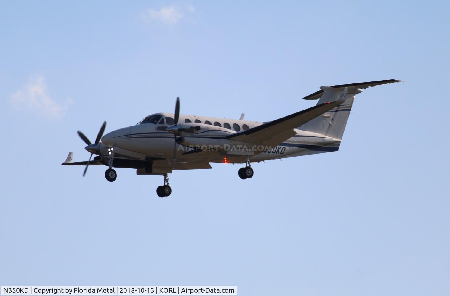 N350KD, 1996 Beech Super King Air 350 C/N FL-136, NBAA 2018