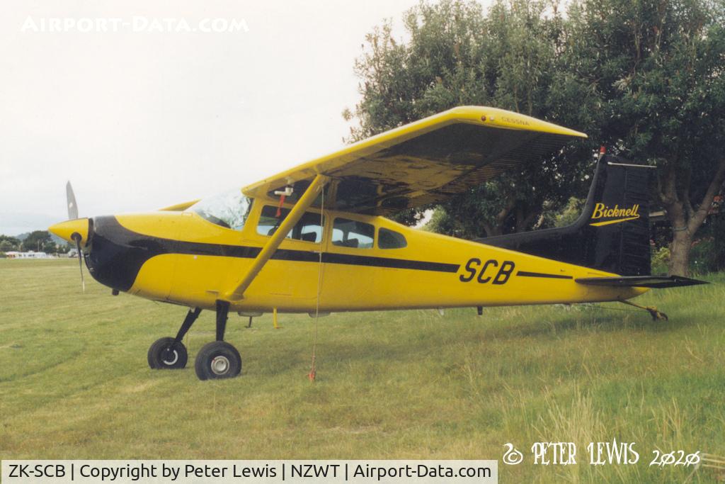 ZK-SCB, 1980 Cessna 180K Skywagon C/N 18053170, S C Bricknell, Auckland - 1995