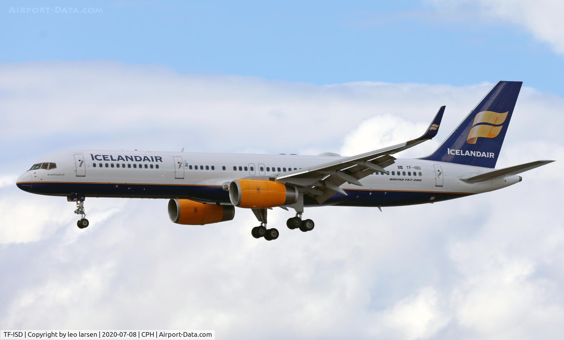 TF-ISD, 1991 Boeing 757-223 C/N 24596, Copenhagen 8.7.2020