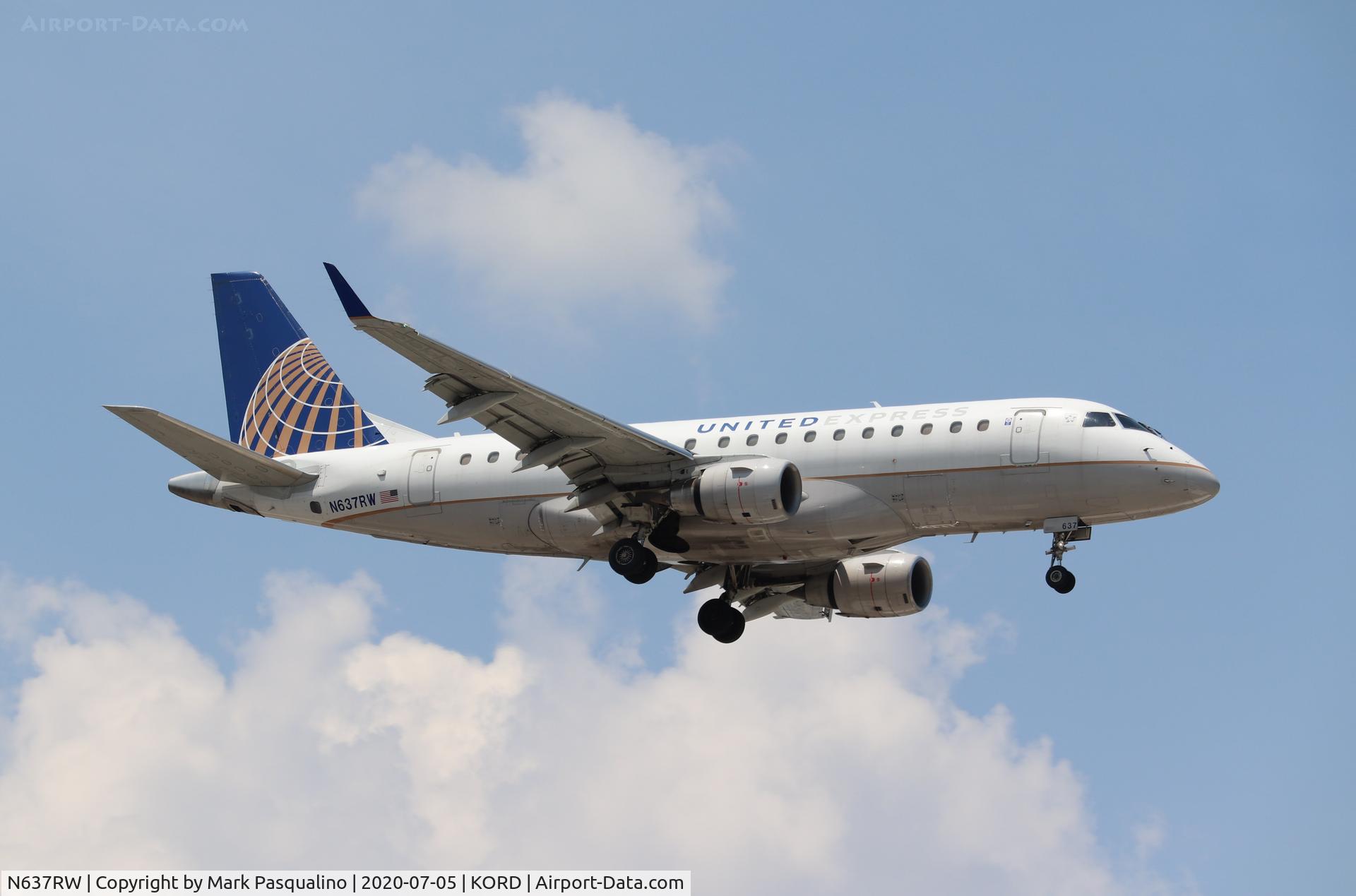 N637RW, 2004 Embraer 170SE (ERJ-170-100SE) C/N 17000051, ERJ-170-100SE