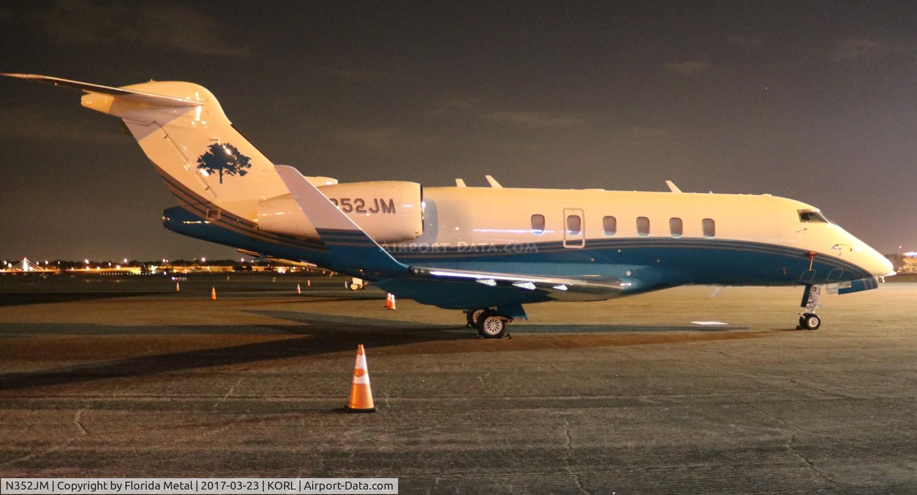 N352JM, 2014 Bombardier Challenger 350 (BD-100-1A10) C/N 20522, ORL 2017