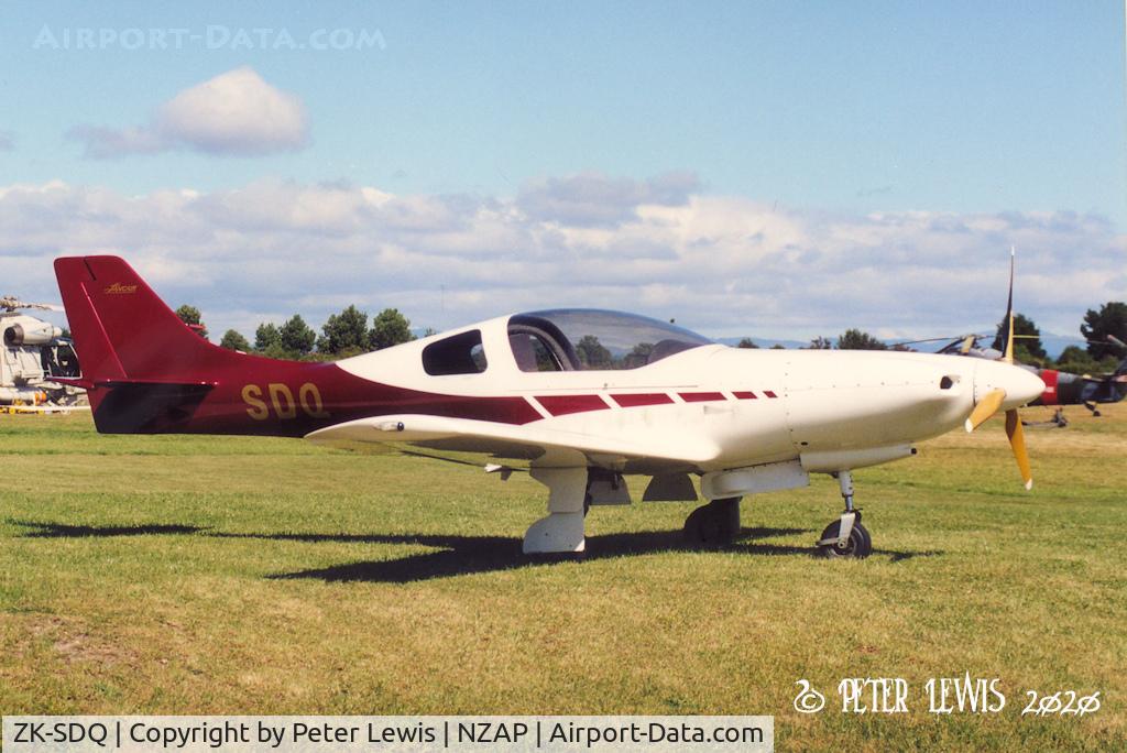 ZK-SDQ, Lancair 235 C/N AACA/1060, J S Spry, Wellington - 2004