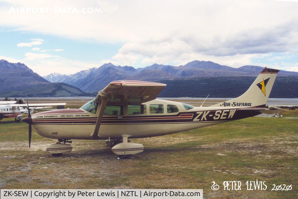 ZK-SEW, 1980 Cessna T207A Turbo Stationair 8 C/N 20700584, Air Safaris & Services (NZ) Ltd., Tekapo - 2002