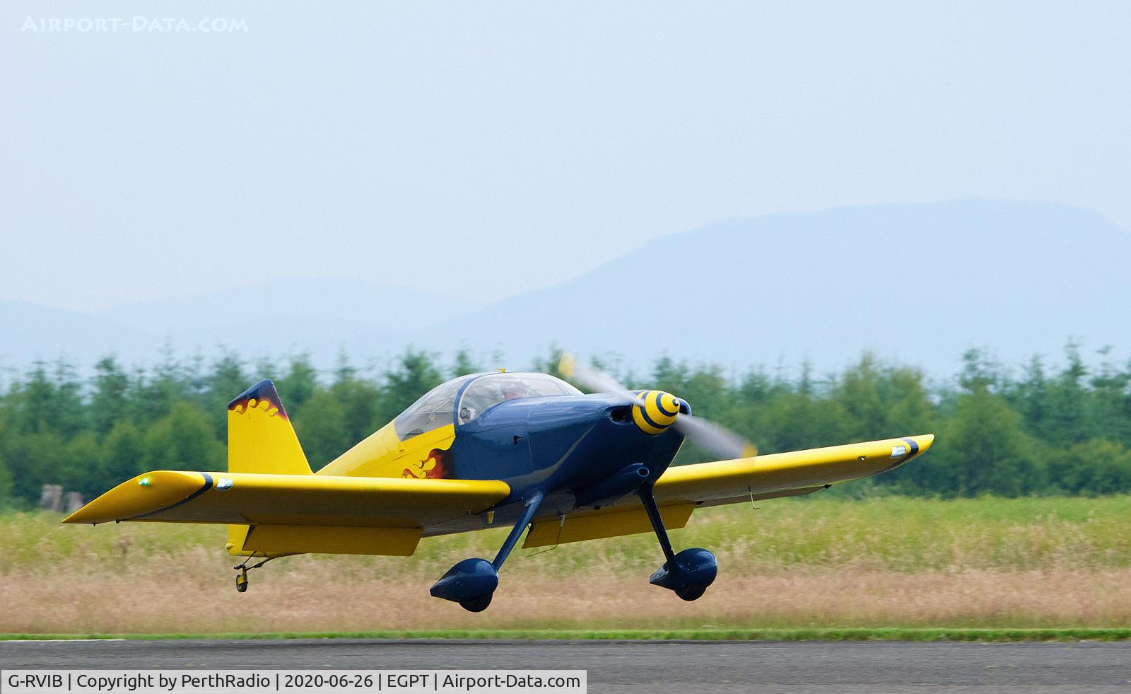 G-RVIB, 2002 Vans RV-6 C/N PFA 181A-13220, Taking-off from runway 09