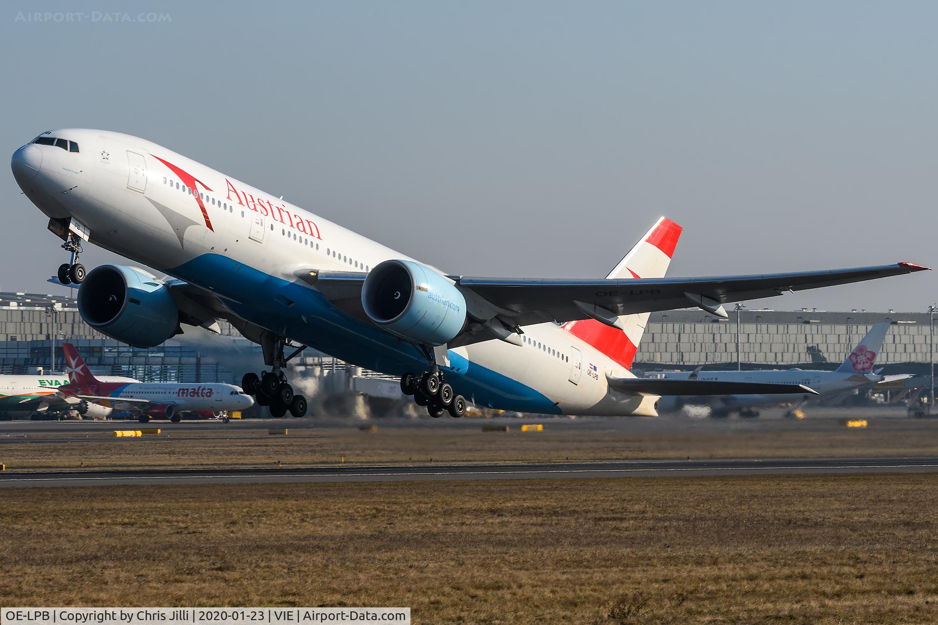 OE-LPB, 1998 Boeing 777-2Z9/ER C/N 28699, Austrian Airlines