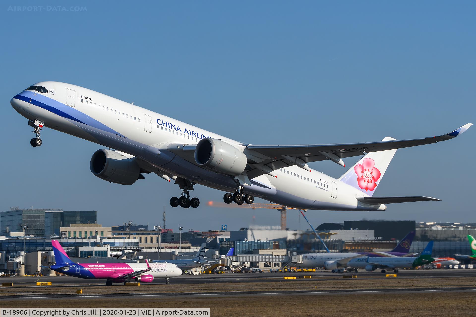 B-18906, 2017 Airbus A350-941 C/N 092, China Airlines