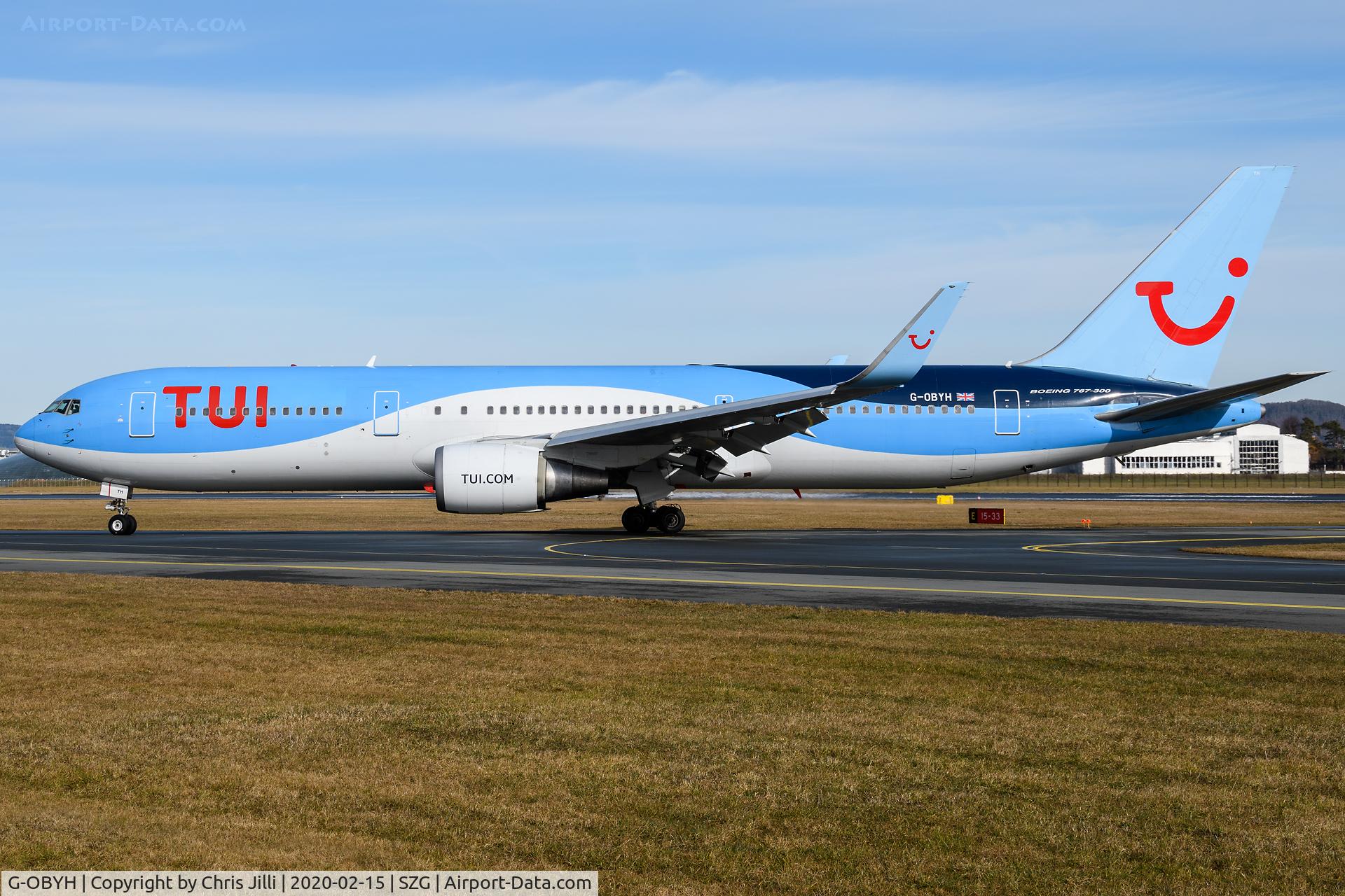 G-OBYH, 1999 Boeing 767-304/ER C/N 28883, TUI UK