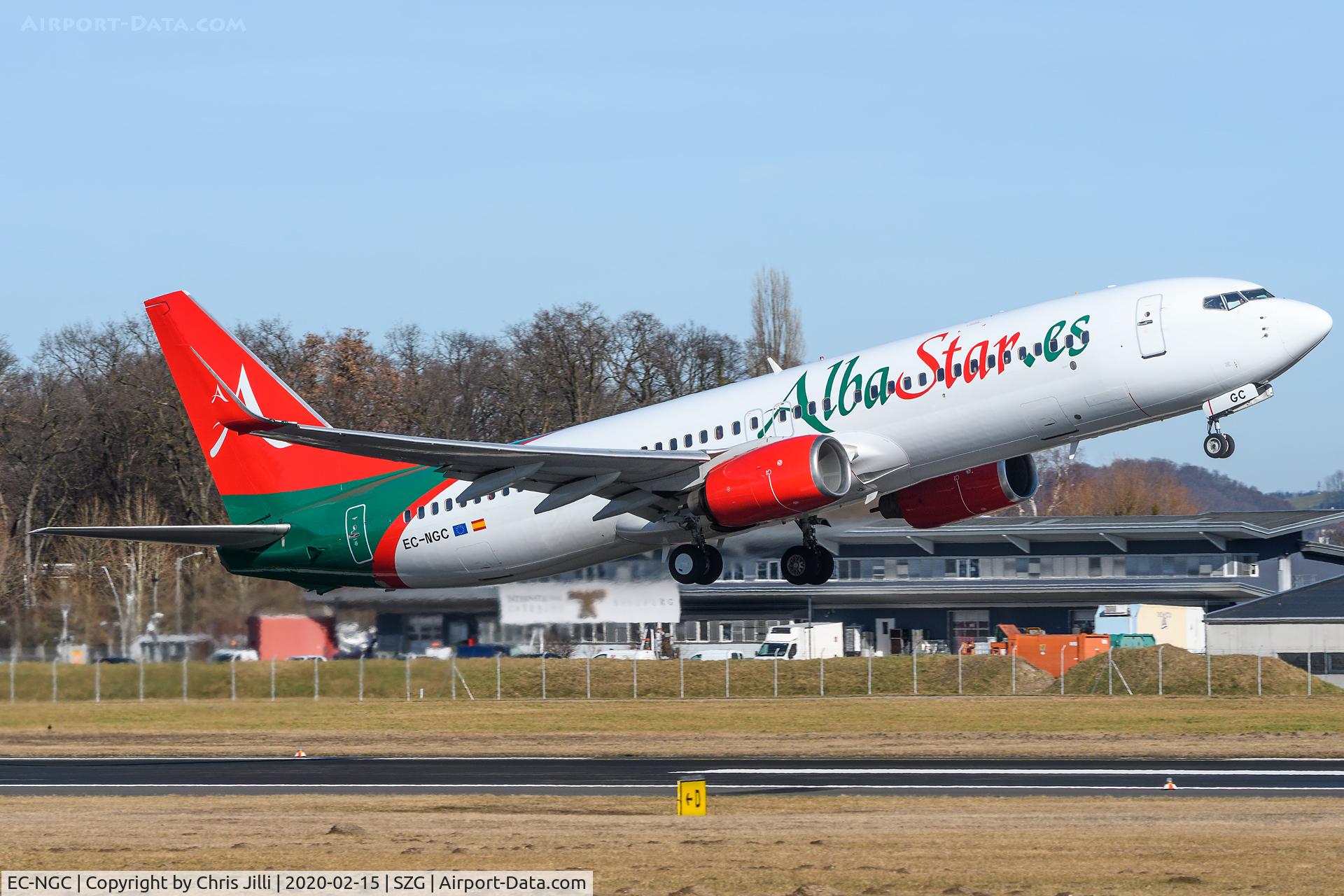 EC-NGC, 2000 Boeing 737-809 C/N 28236, Albastar