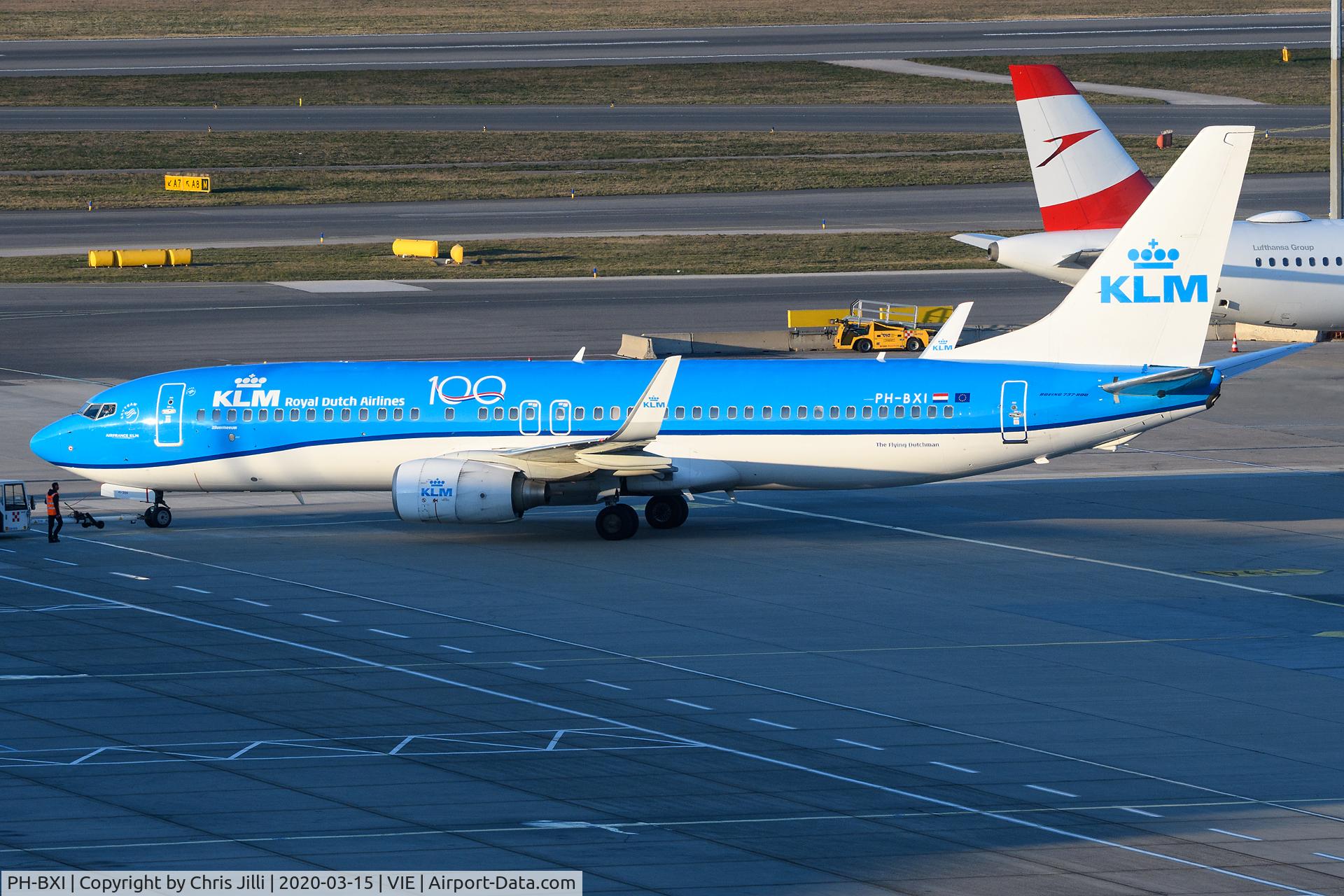PH-BXI, 2000 Boeing 737-8K2 C/N 30358, KLM