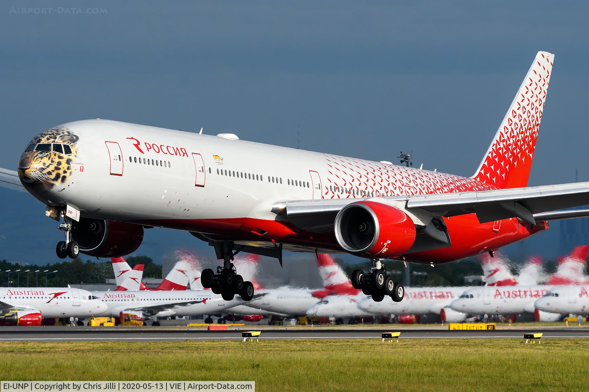 EI-UNP, 1998 Boeing 777-312 C/N 28516, Rossiya