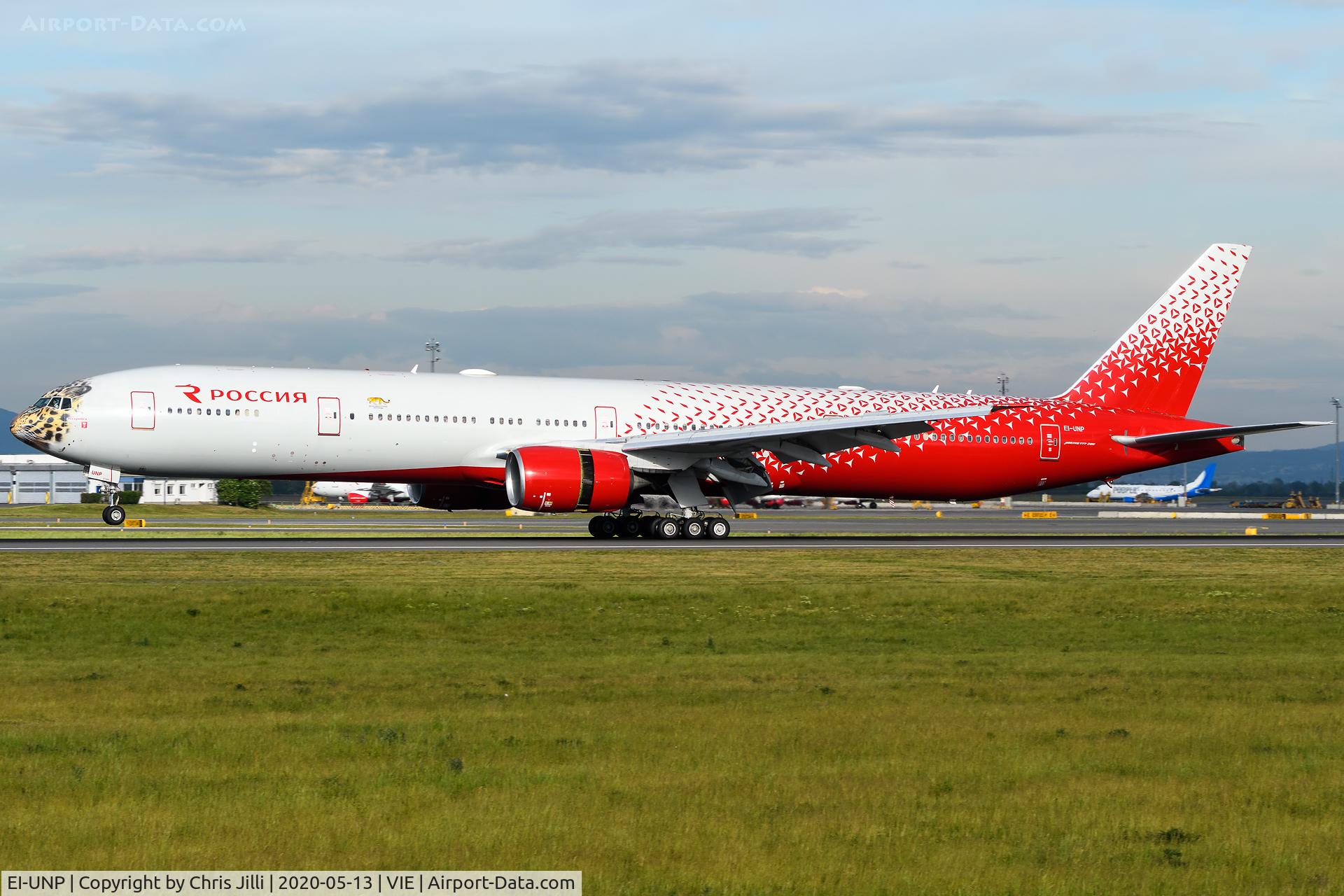 EI-UNP, 1998 Boeing 777-312 C/N 28516, Rossiya
