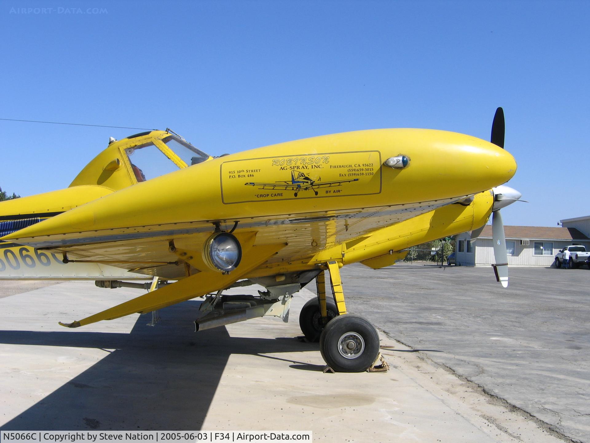 N5066C, 1997 Air Tractor Inc AT-802A C/N 802A-0045, new Robinson Ag Spray titles on wingtip