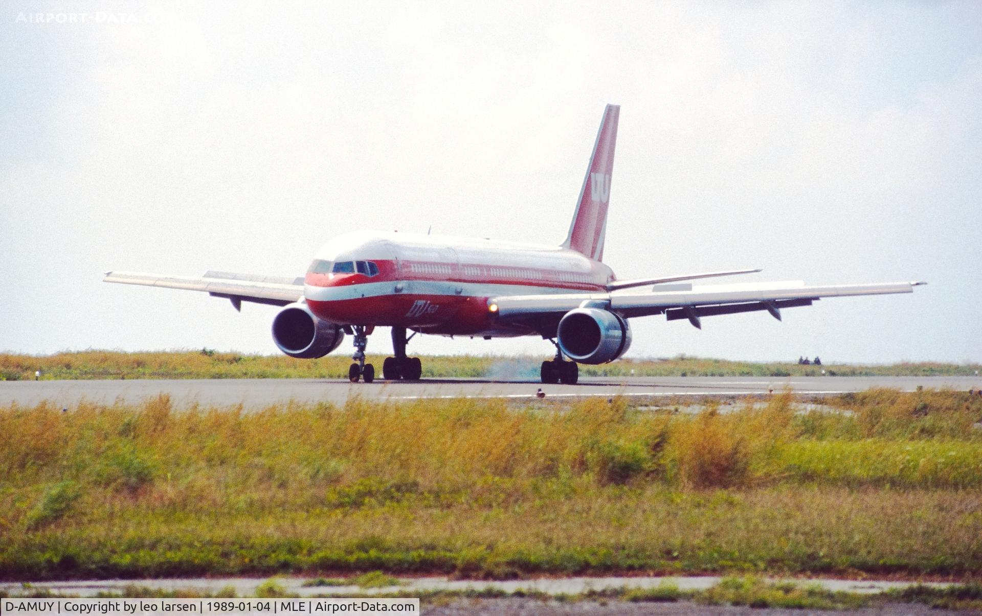 D-AMUY, 1988 Boeing 757-2G5 C/N 24176, Male 4.1.1989