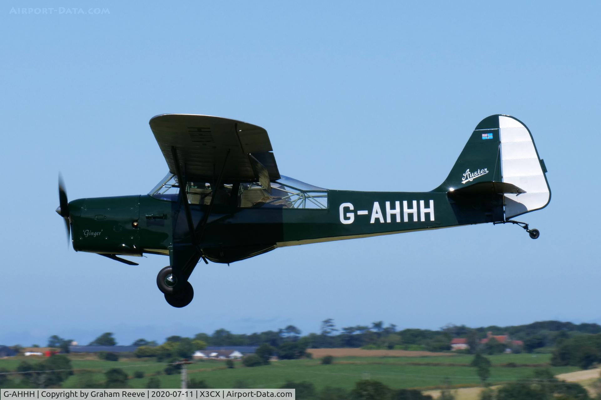G-AHHH, 1946 Auster J-1N Alpha C/N 2011, Landing at Northrepps.