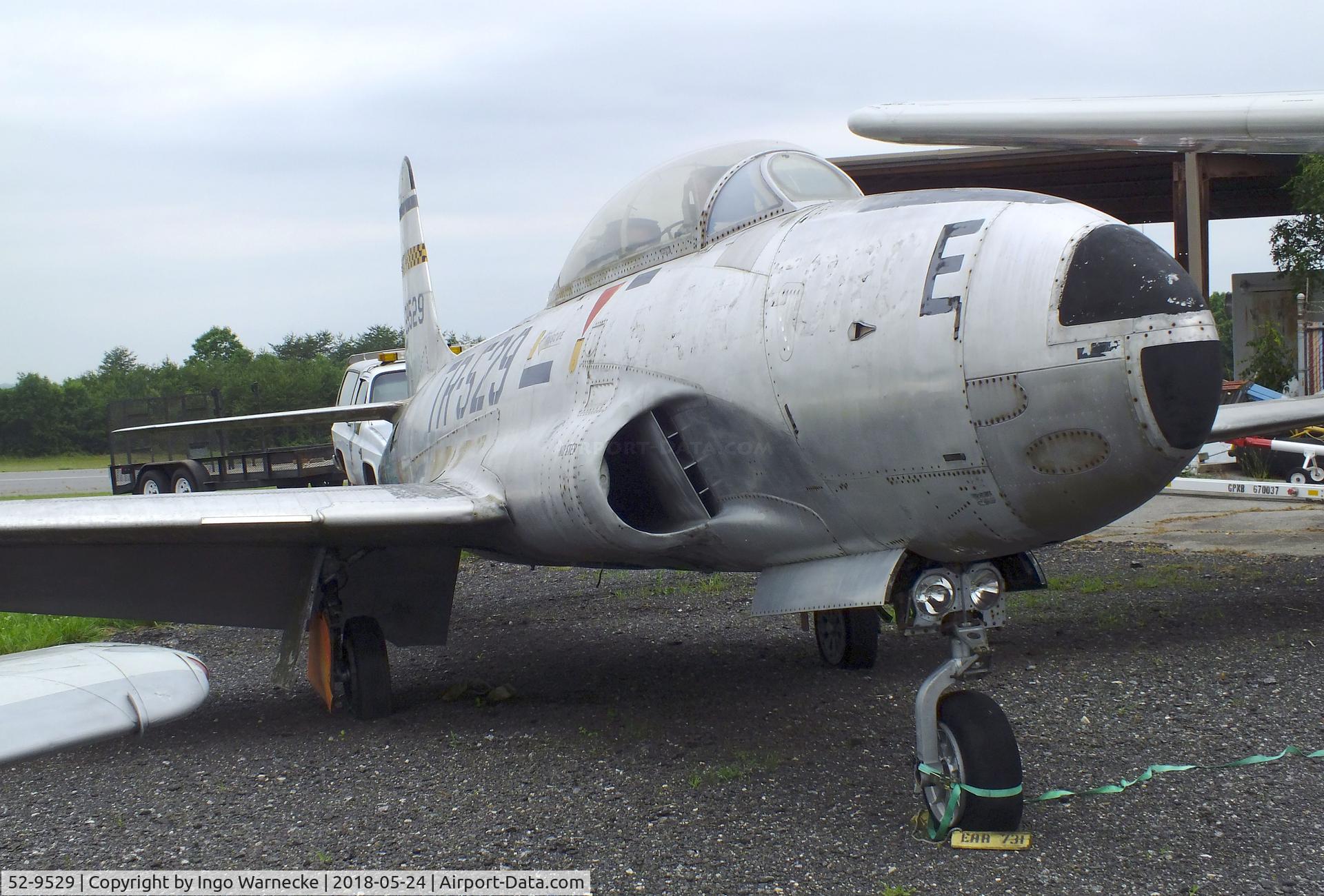 52-9529, 1952 Lockheed T-33A Shooting Star C/N 580-7664, Lockheed T-33A at the Hickory Aviation Museum, Hickory NC