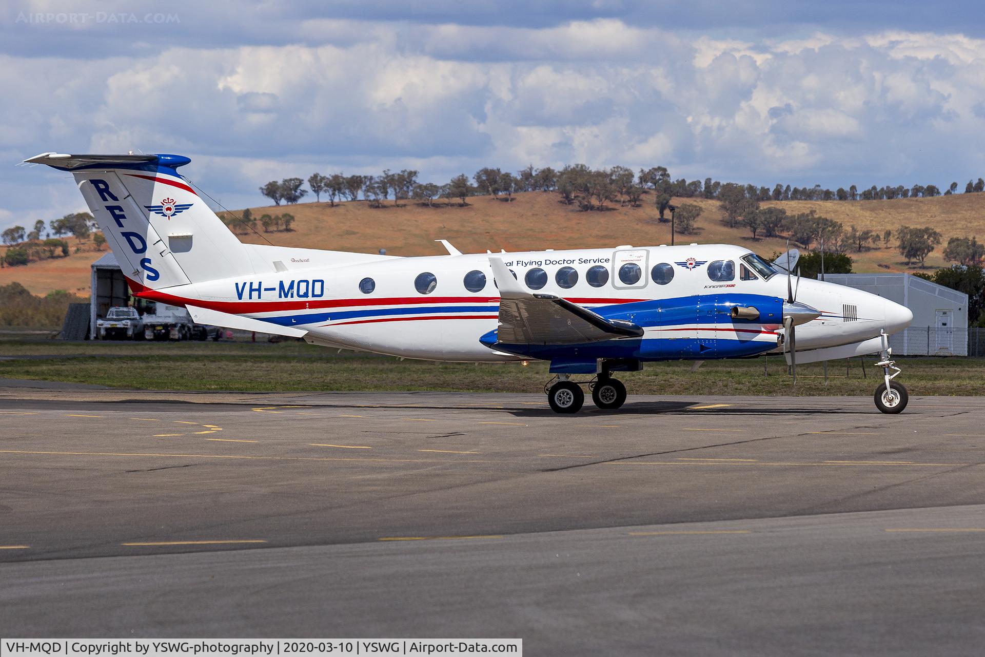 VH-MQD, 2018 Beech B300 King air King Air C/N FM-75, Royal Flying Doctor Service (VH-MQD) Beech B350C Super King Air taxiing at Wagga Wagga Airport