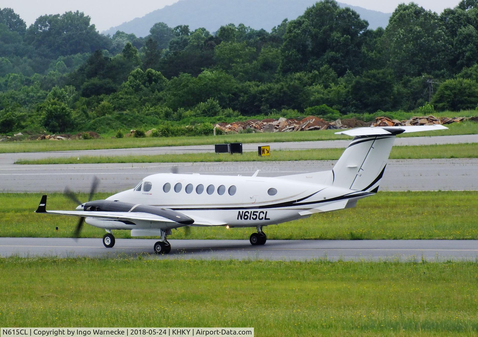 N615CL, Beech B350 C/N FL-1033, Beechcraft Super King Air 350 at the Hickory regional airport