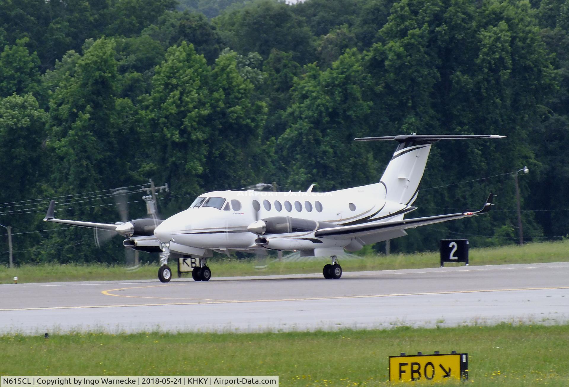 N615CL, Beech B350 C/N FL-1033, Beechcraft Super King Air 350 at the Hickory regional airport