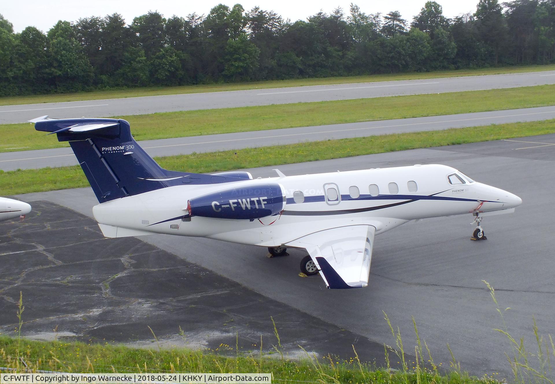 C-FWTF, 2016 Embraer EMB-505 Phenom 300 C/N 50500369, EMBRAER EMB-505 Phenom 300 at the Hickory regional airport