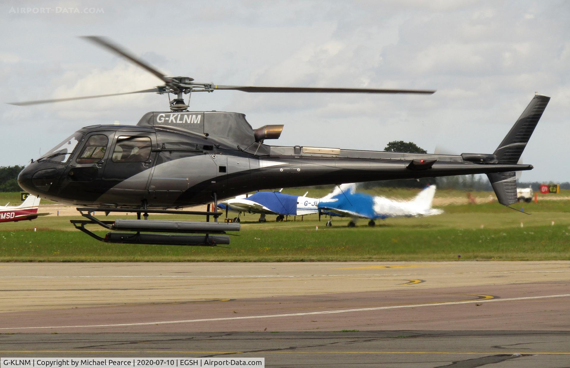G-KLNM, 2014 Eurocopter AS-350B-3 Ecureuil Ecureuil C/N 7827, Arriving back to base after picking up a passenger from Somerleyton in Suffolk.