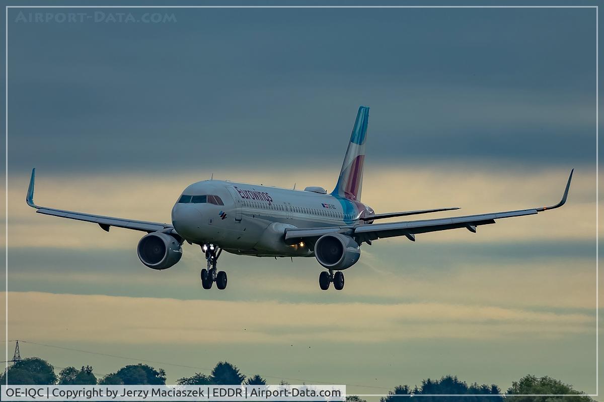 OE-IQC, 2016 Airbus A320-214 C/N 7019, Airbus A320-214