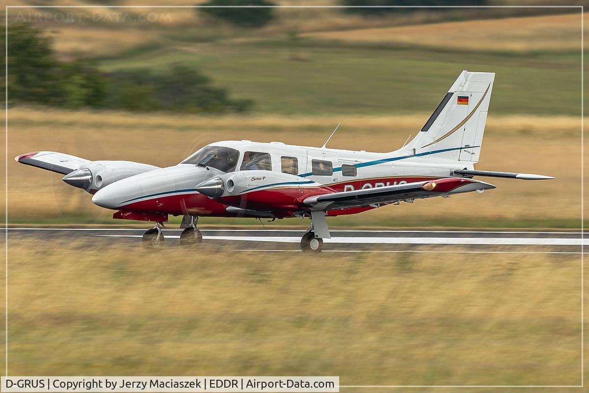 D-GRUS, 2000 Piper PA-34-220T Seneca C/N 3449161, Piper PA-34-220T Seneca, c/n: 3449161