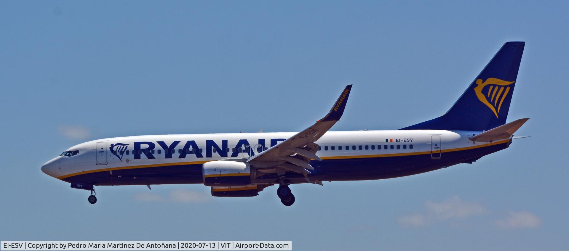 EI-ESV, 2011 Boeing 737-8AS C/N 34993, Aeropuerto de Foronda - Vitoria-Gasteiz - Euskadi - España