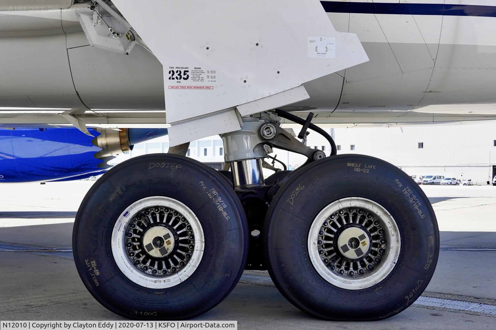 N12010, 2019 Boeing 787-10 Dreamliner C/N 40926, SFO 2020.