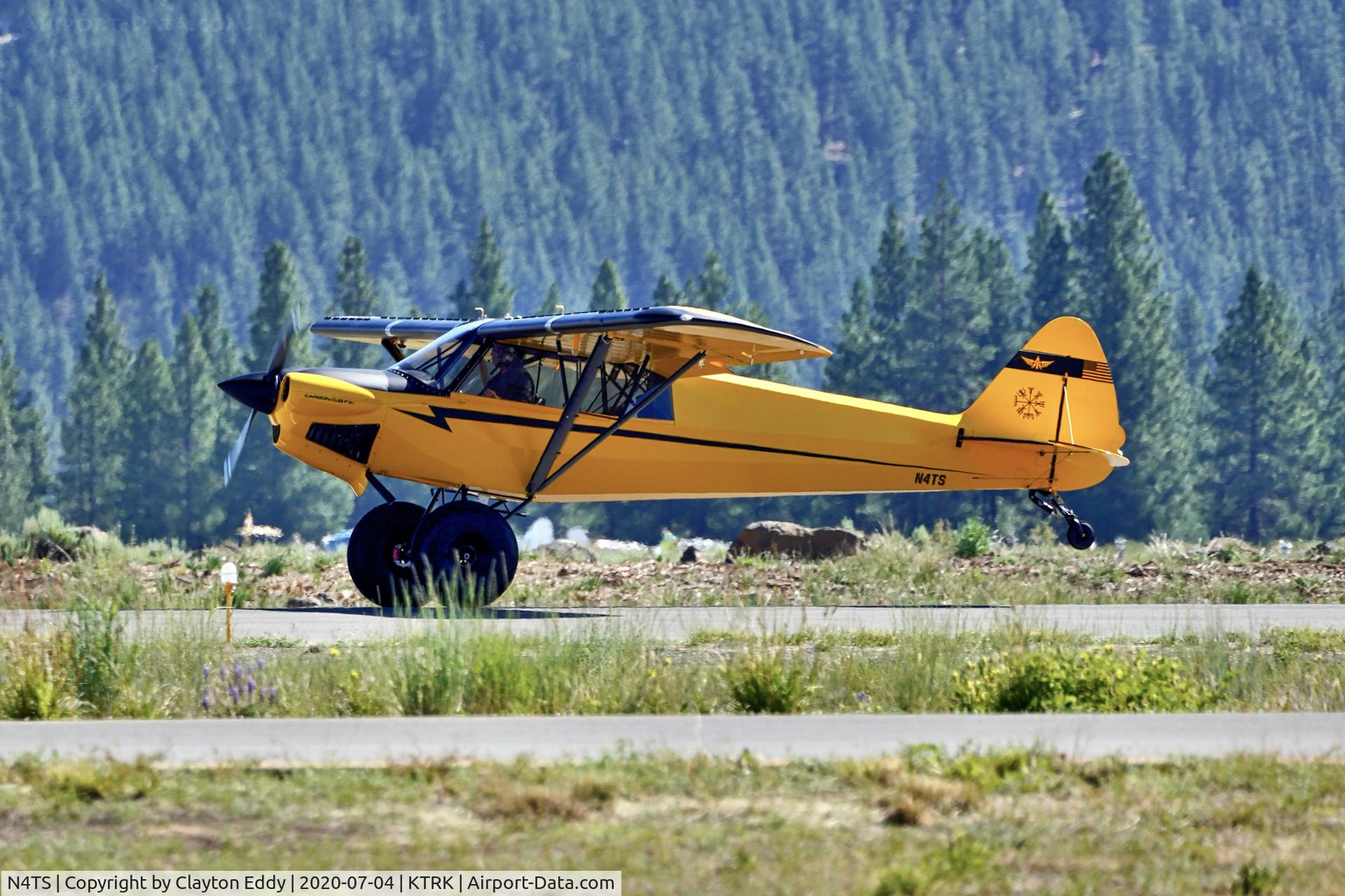 N4TS, 2018 Cub Crafters CC11-160 Carbon Cub SS C/N CC11-00425, Truckee Airport California 2020.