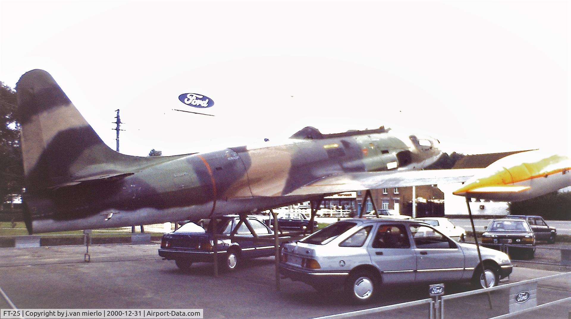 FT-25, 1953 Lockheed T-33A-1-LO Shooting Star C/N 580-9063, Eyecatch scan slide