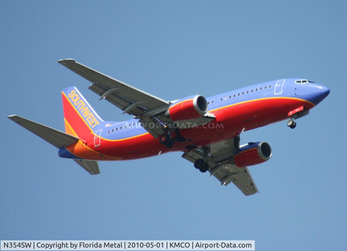 N354SW, 1991 Boeing 737-3H4 C/N 25219, MCO 2010