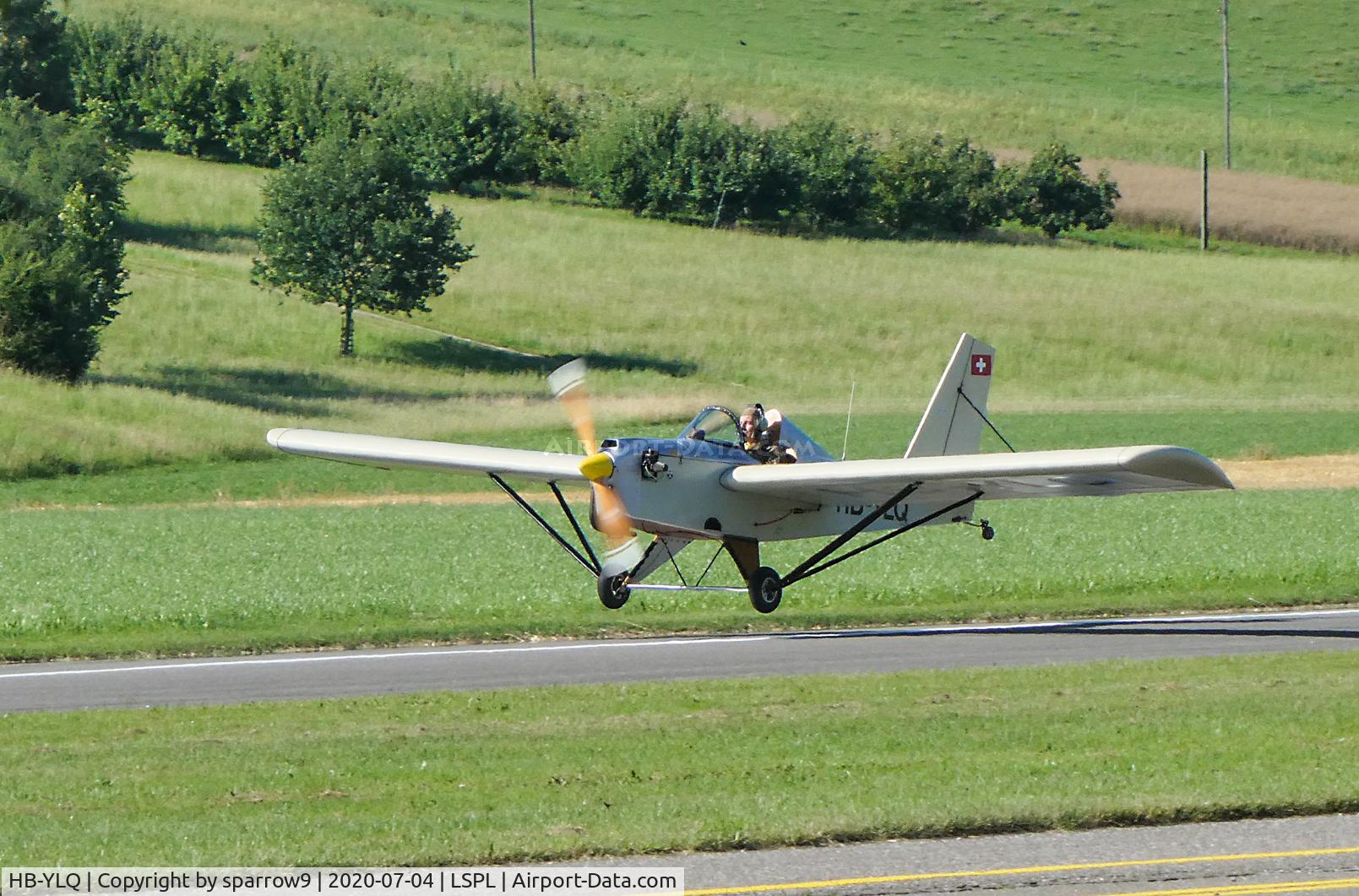 HB-YLQ, 2004 Team Mini-Max R1500 C/N 1010, A short take-off-run at Bleienbach airfield.