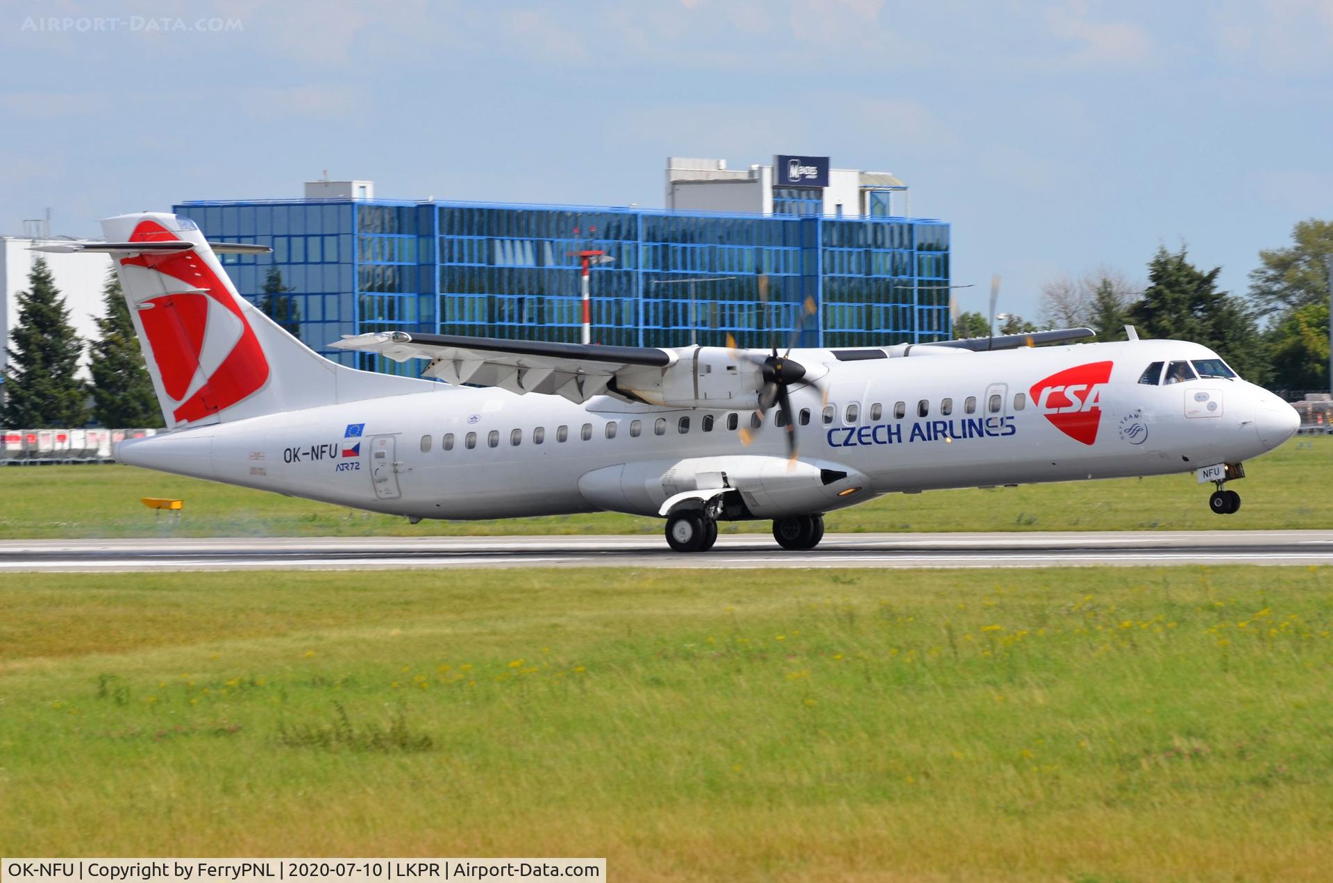 OK-NFU, 2008 ATR 72-212A C/N 789, CSA ATR72 landing