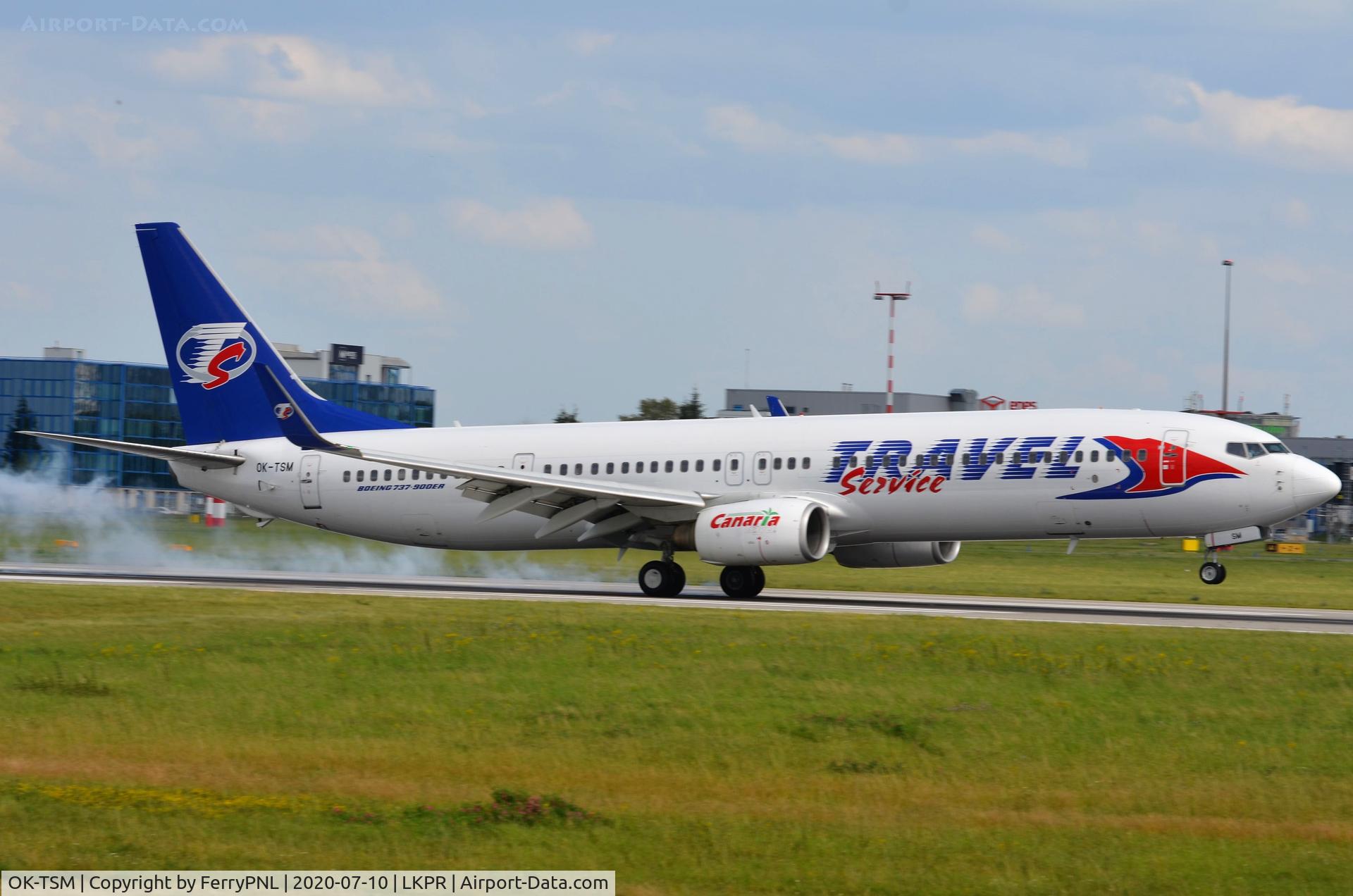 OK-TSM, 2007 Boeing 737-9GJ/ER C/N 34952, Travel Service B739 touching-down