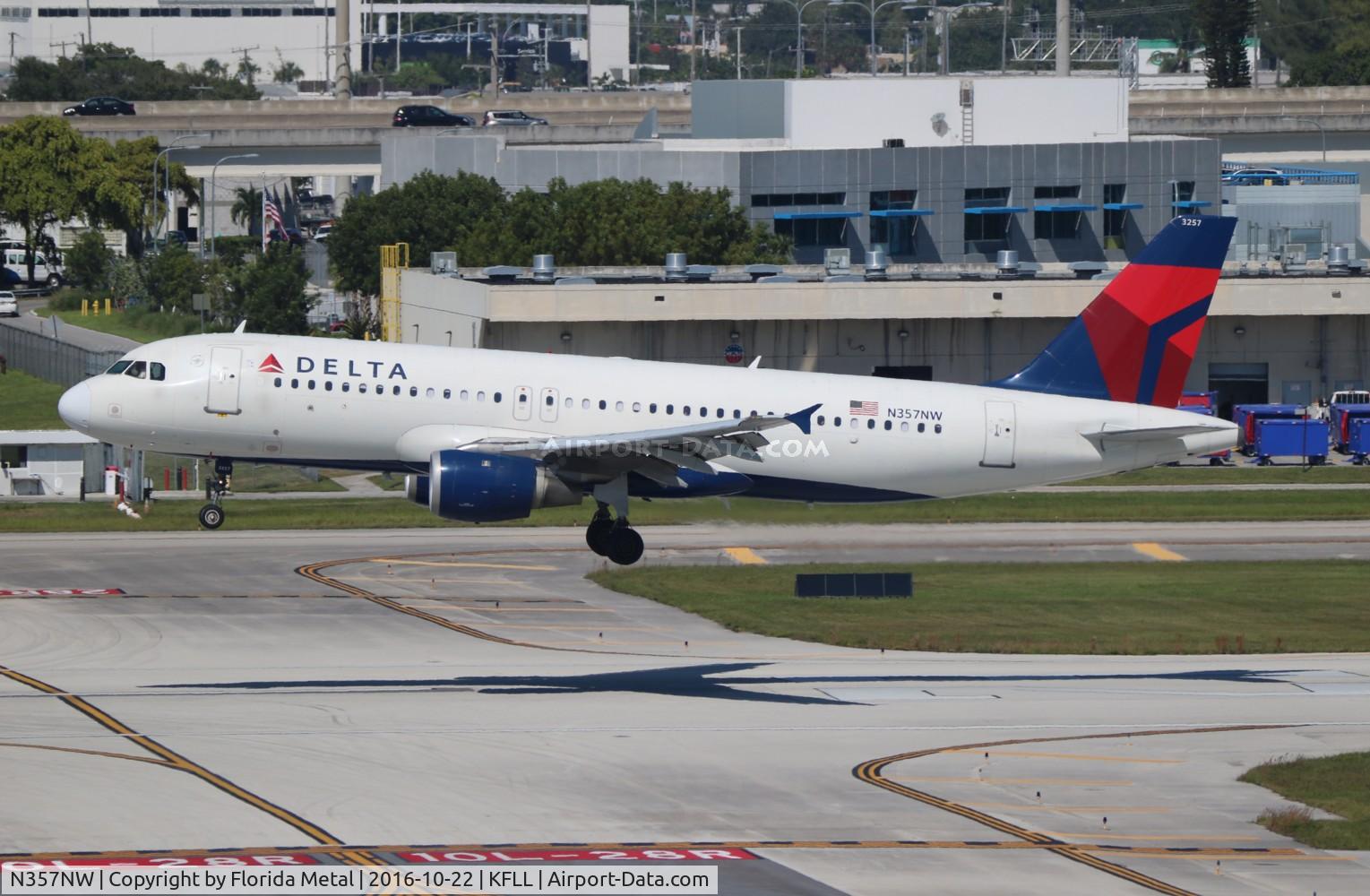 N357NW, 1998 Airbus A320-212 C/N 830, FLL 2016