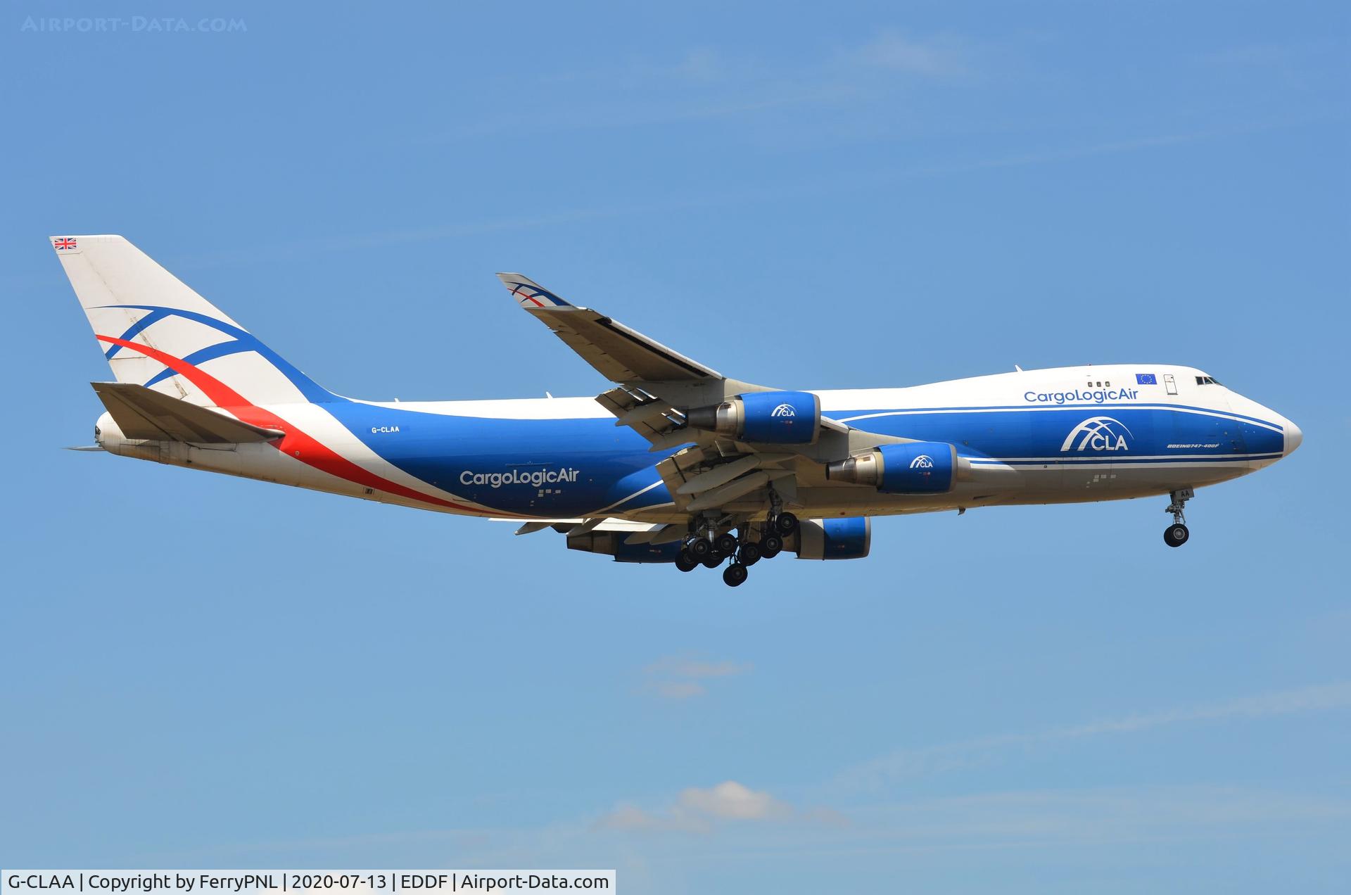 G-CLAA, 2004 Boeing 747-446F C/N 33749, CargoLogic B744F on short finals
