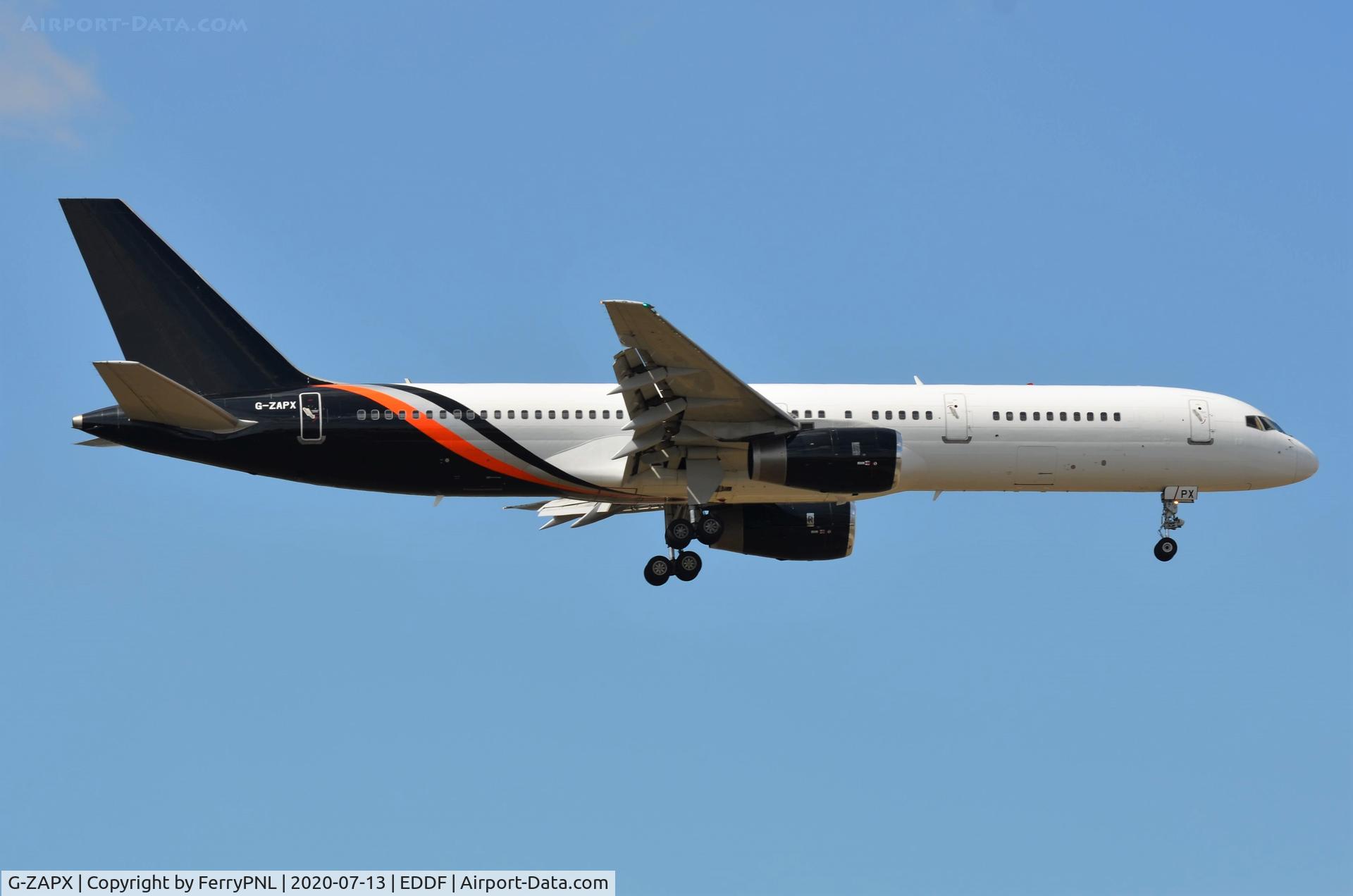 G-ZAPX, 2000 Boeing 757-256 C/N 29309, Titan B752 arriving from STN