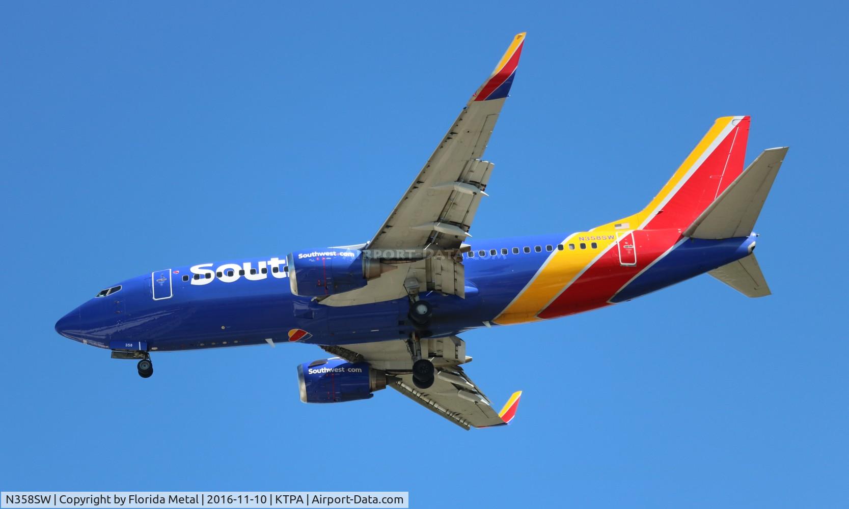 N358SW, 1992 Boeing 737-3H4 C/N 26595, TPA 2016