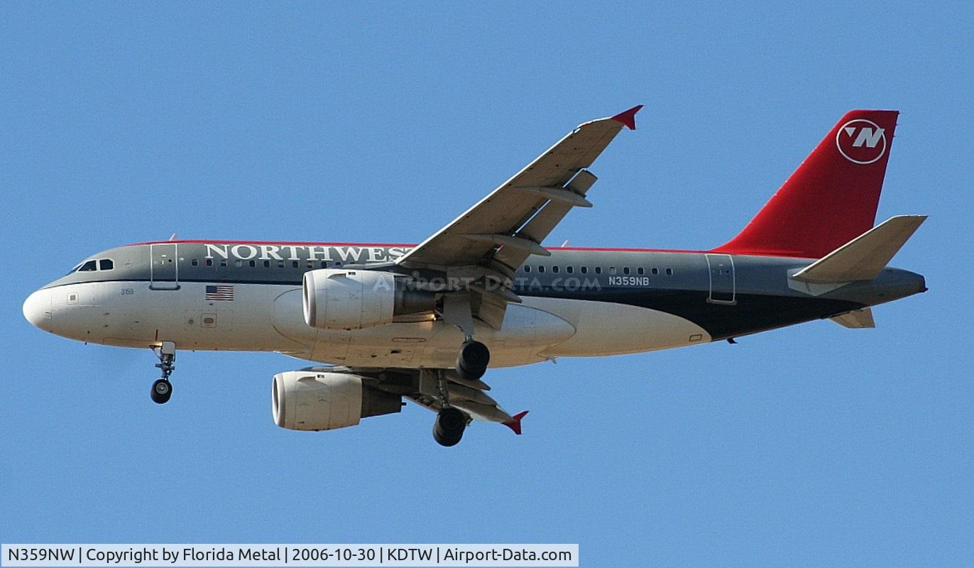 N359NW, 1998 Airbus A320-212 C/N 846, DTW 2006