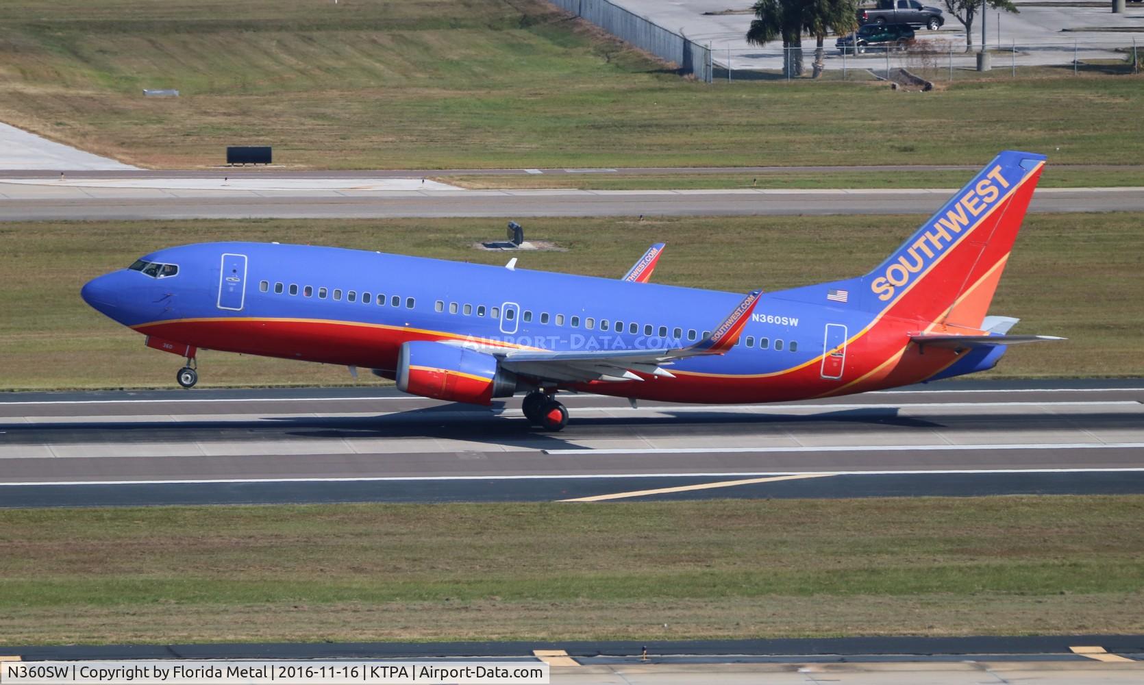 N360SW, 1992 Boeing 737-3H4 C/N 26571, TPA 2016