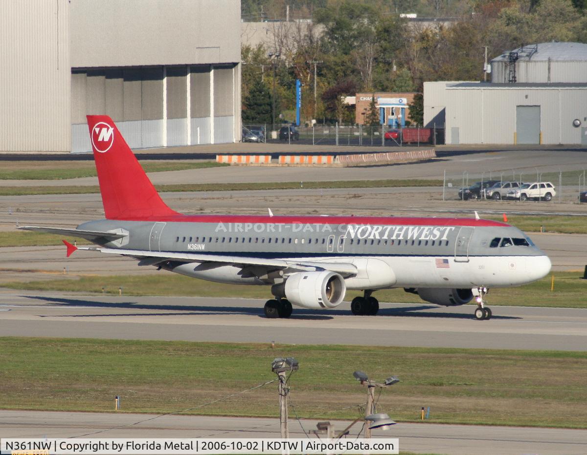 N361NW, 1998 Airbus A320-212 C/N 0907, DTW 2006