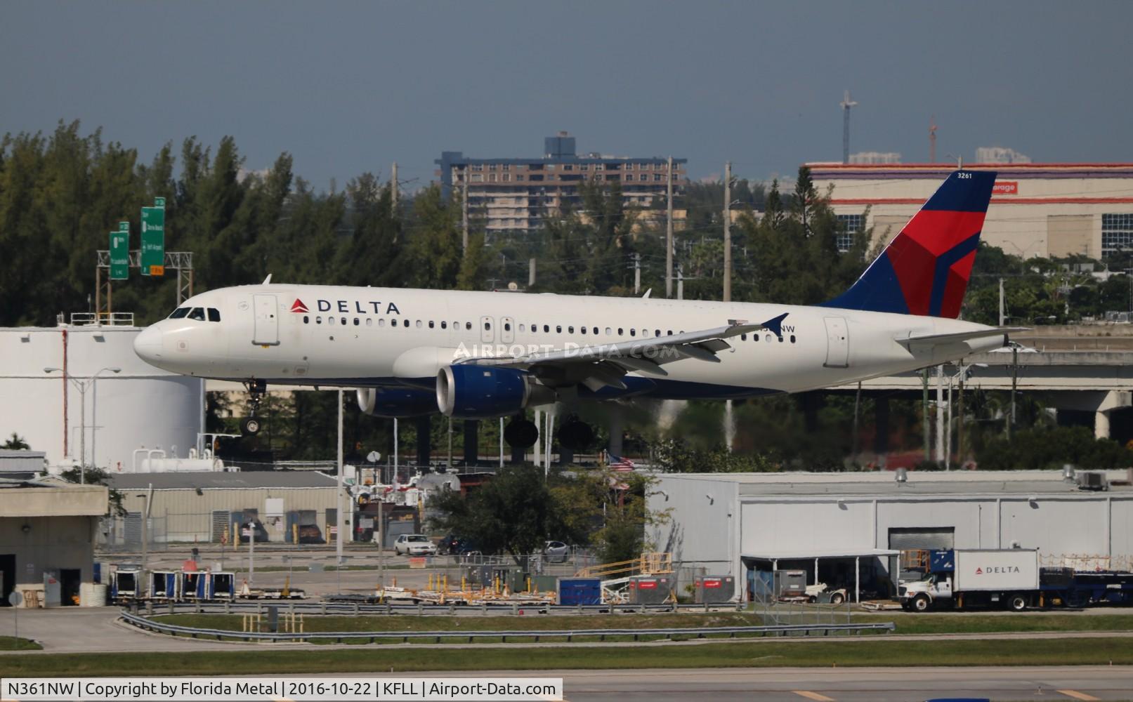 N361NW, 1998 Airbus A320-212 C/N 0907, FLL 2016