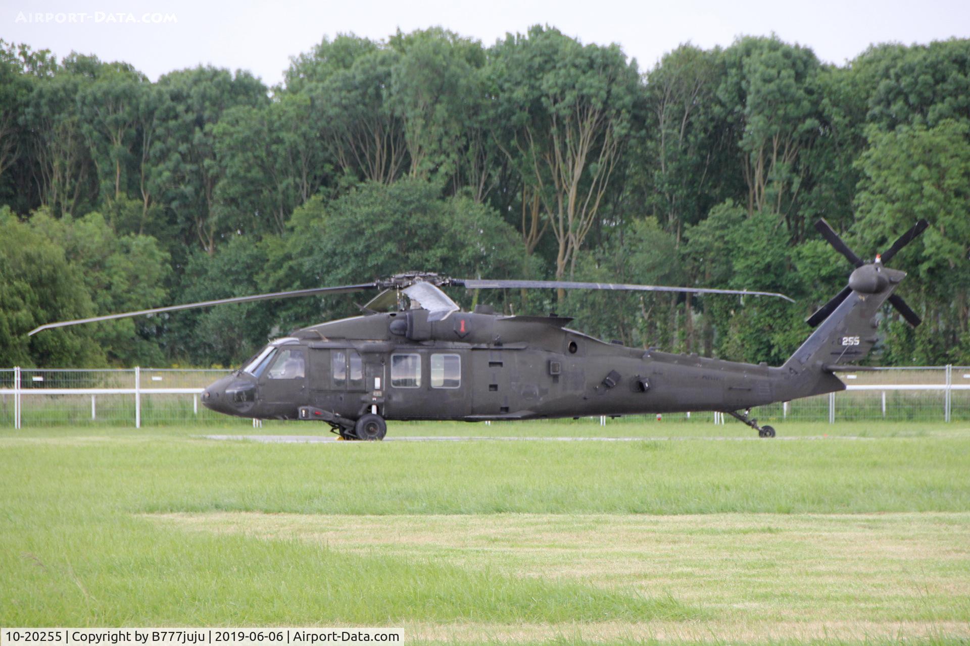 10-20255, Sikorsky UH-60M Black Hawk C/N 70-3485, for 75 D-Day anniversary
at Carentan