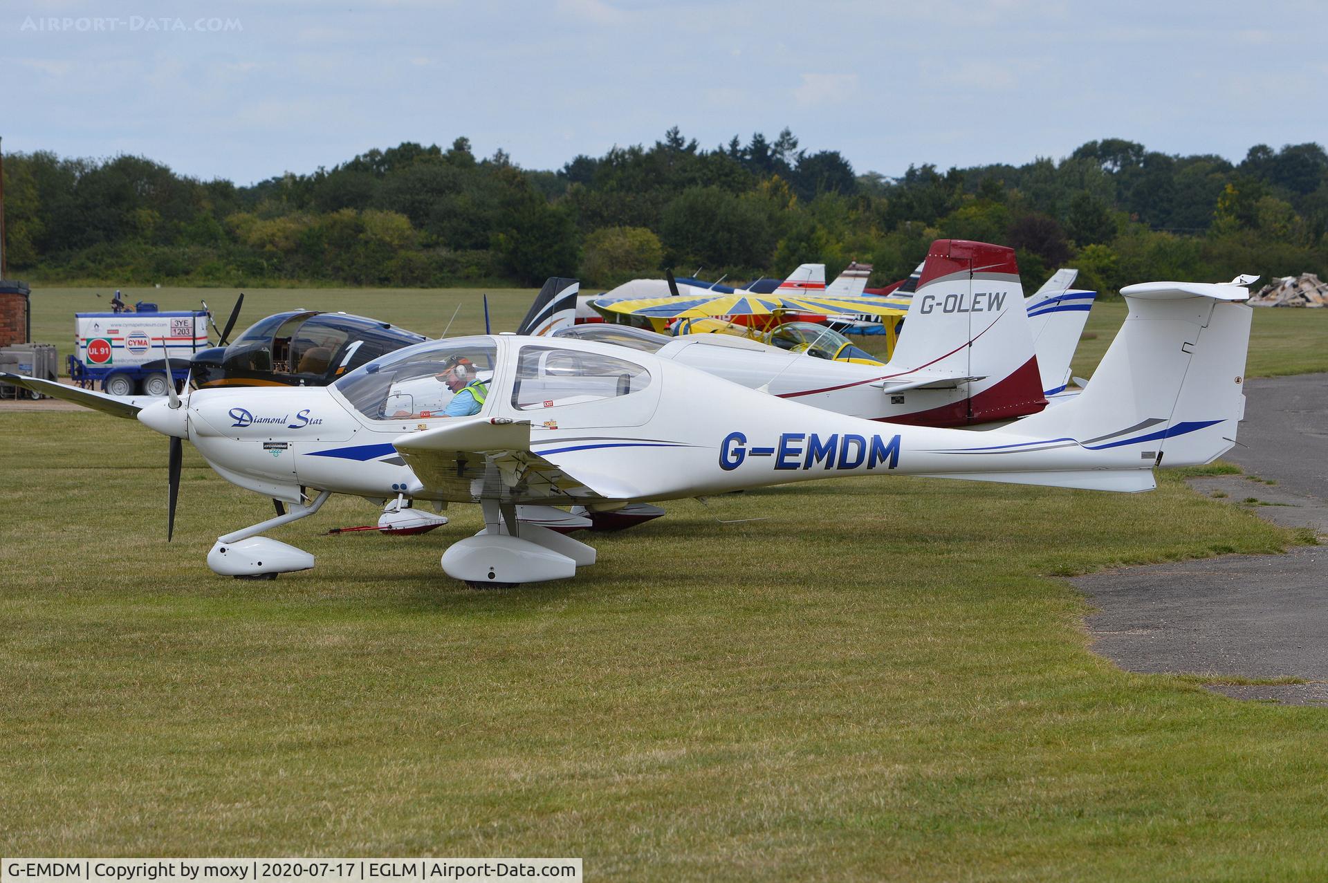 G-EMDM, 2000 Diamond DA-40 Diamond Star C/N 40.009, Diamond DA-40 at White Waltham.